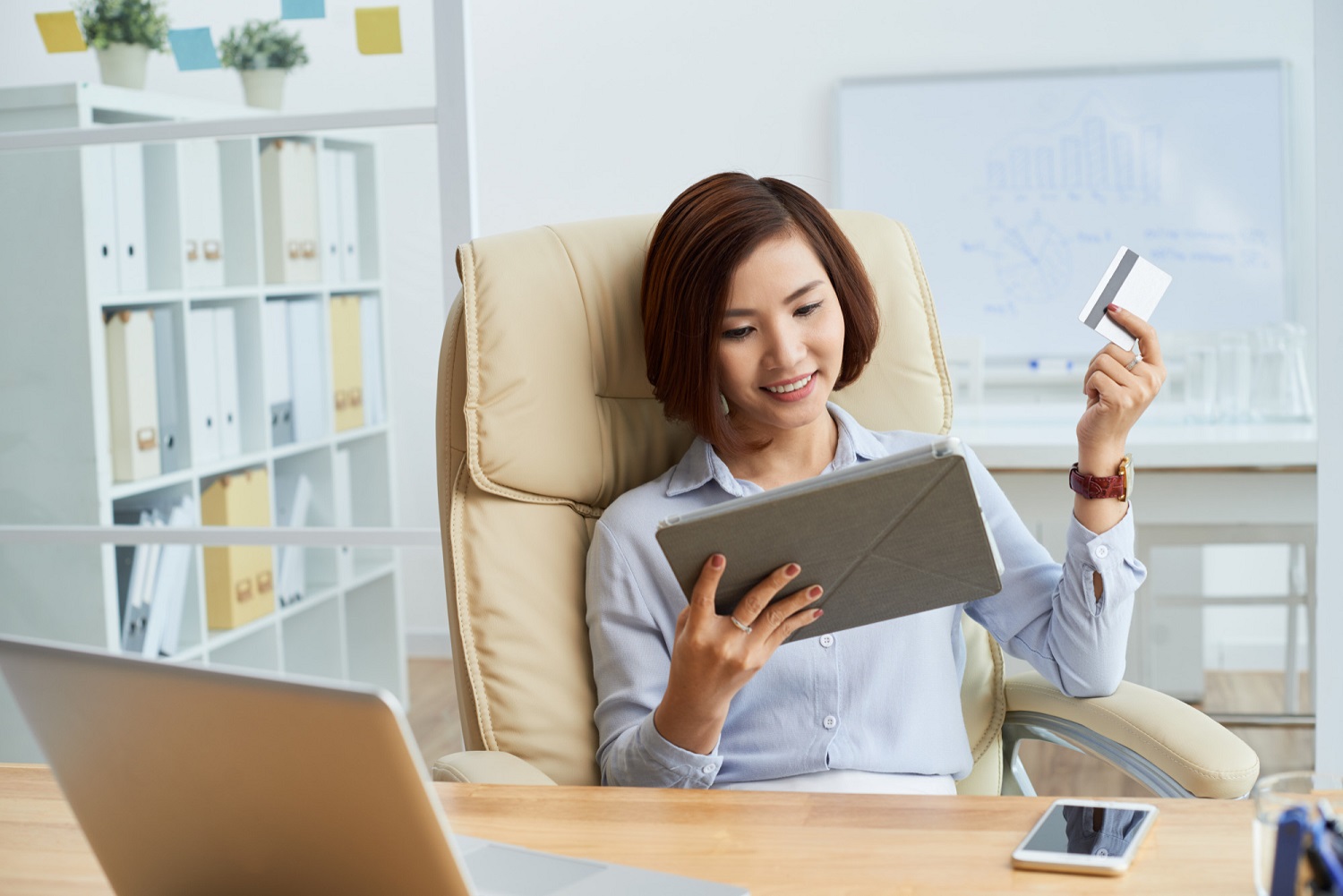 企業小頭家貸款該怎麼申請？配合銀行與5個申請步驟快速帶您掌握。