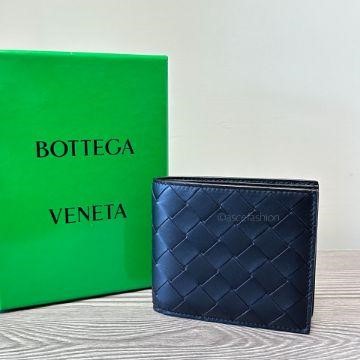 畢業禮物推薦Bottega Veneta中格紋編織黑色皮革八卡短夾